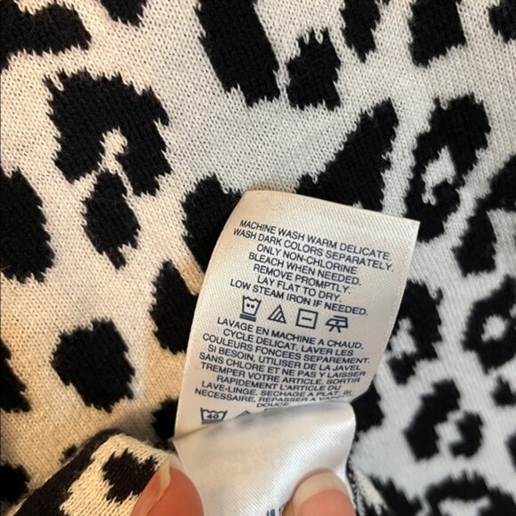 Lands’ End White‎ Leopard 100% Suptima Cotton Sweater Leopard 3/4 Sleeves Size M - Picture 6 of 7